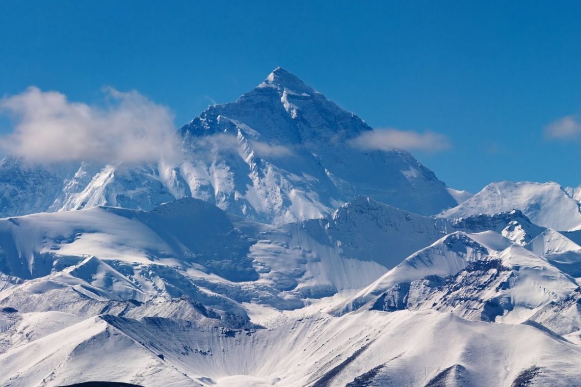 Nepalske oblasti zaostrujejo pogoje za vzpon na Everest