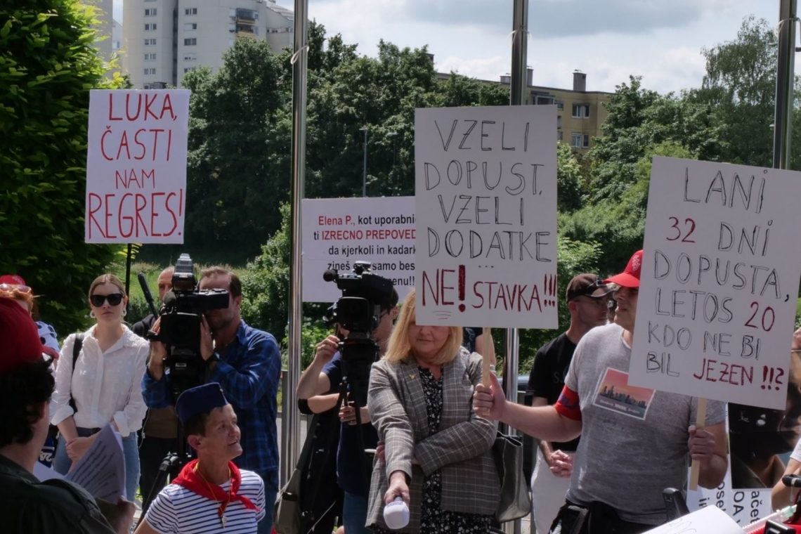 Osebni asistenti pred vlado opozorili na nevarnost prekarnosti in slabšanja storitev