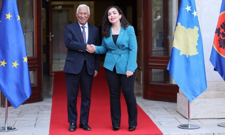 Costa v Prištini pozval k izpolnjevanju obveznosti in dialogu z Beogradom 