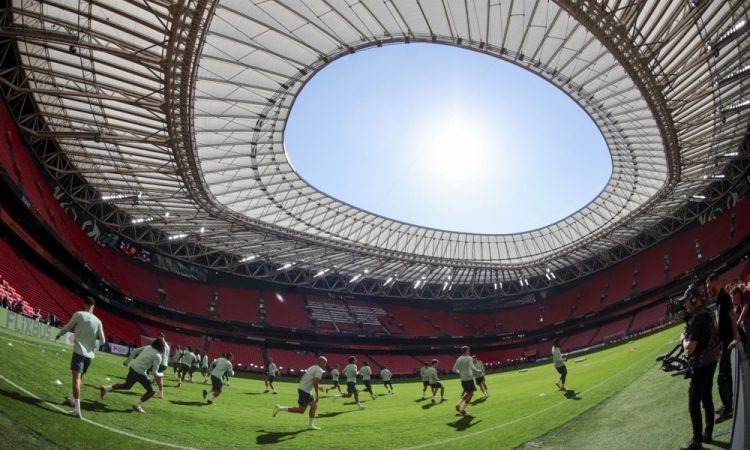 Tottenham in Manchester United nocoj v boju za evropski naslov