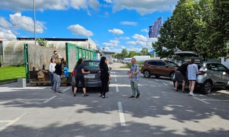 Zbiralna akcija v Centru Vič za pomoč živalim in planetu