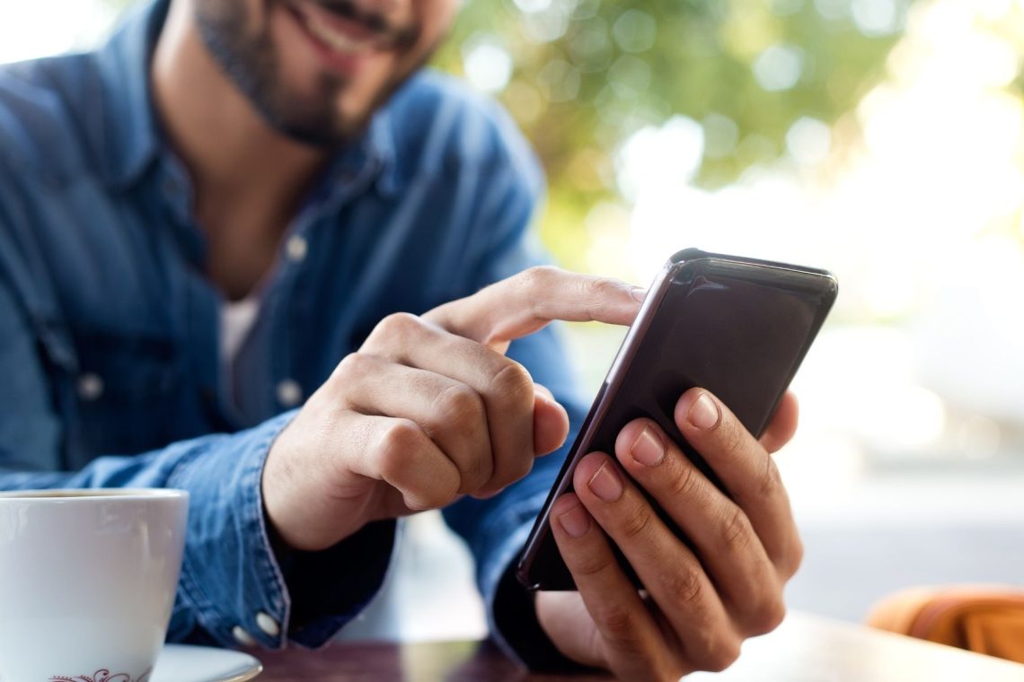 Uporabniki mobilne telefonije v četrtletju več potovali v tujino