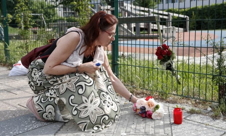 Po streljanju v Gradcu deset mrtvih, Avstrija v žalovanju