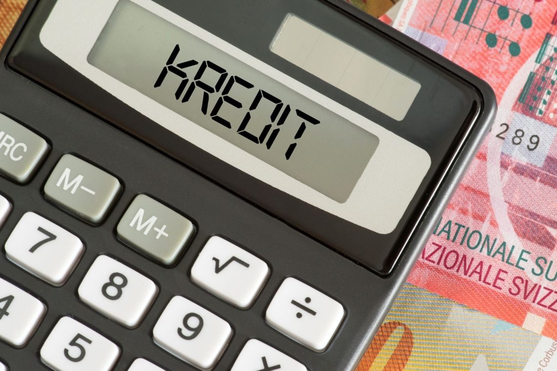 Zahtevek kreditojemalca v frankih zavrnjen zaradi zastaranja