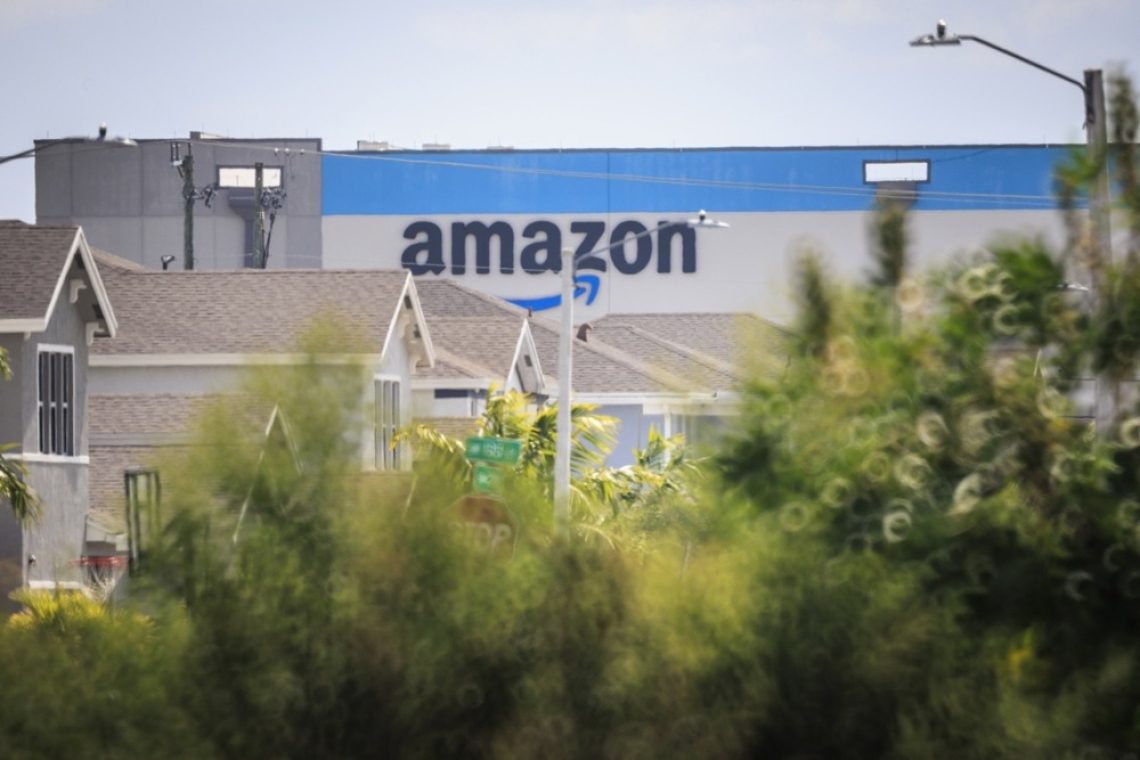 Amazon zaposlenim sporočil, da jih bo postopoma nadomestila umetna inteligenca