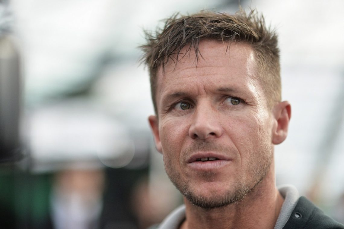 Umrl ekstremni športnik Felix Baumgartner 