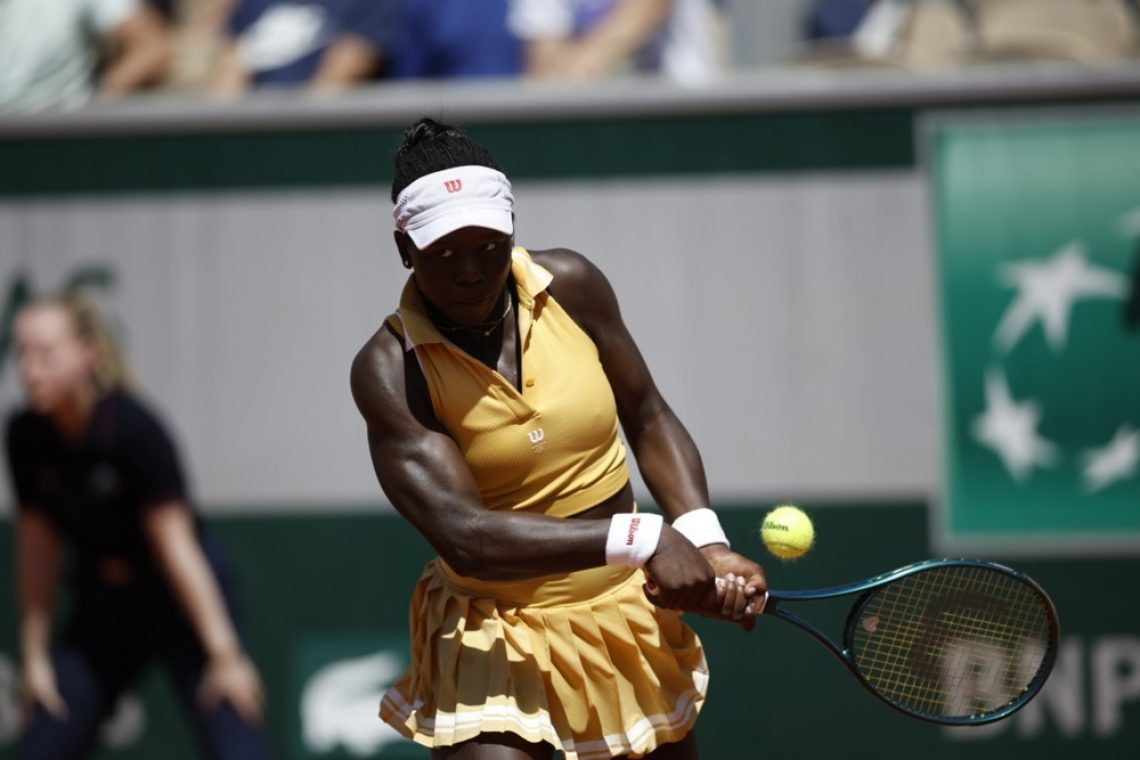 Kanadska najstnica na turnirju WTA v Montrealu izločila drugo igralko sveta