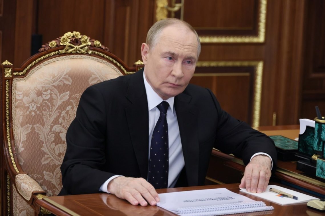 Putin in Trump na Aljaski o Ukrajini in propadanju ruskega gospodarstva
