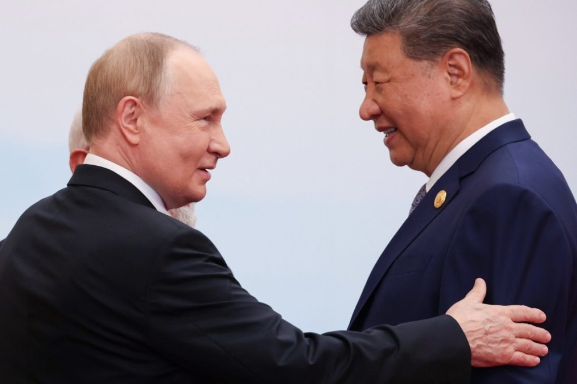 Putin in Xi na vrhu ŠOS razpravljala o stikih z ZDA in pogovorih s Trumpom