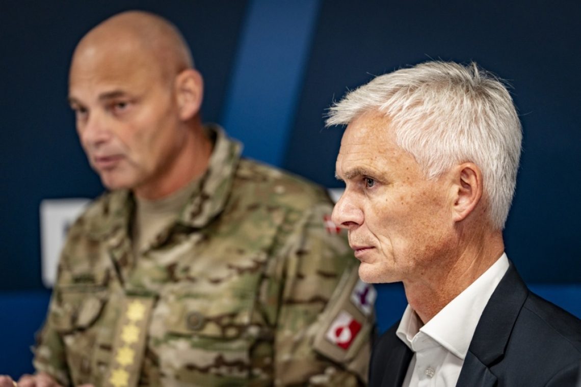 Danska preiskuje domnevne ruske prelete dronov nad letališči, govori se o hibridnem napadu