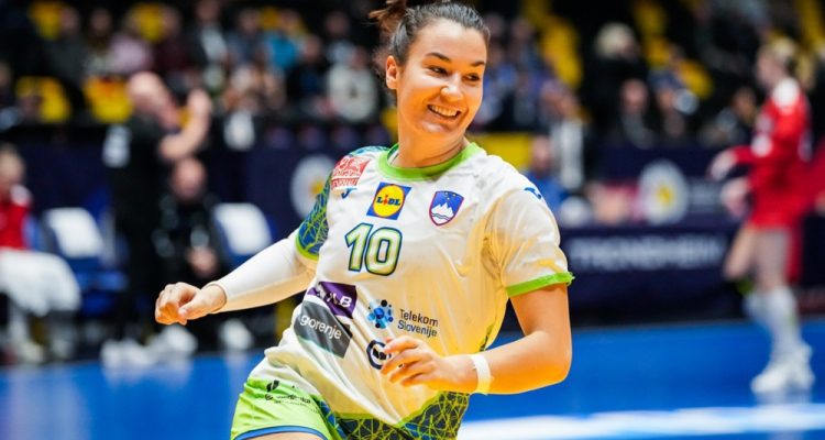 Tjaša Stanko po poškodbi blesti, uspešen teden za slovenske rokometašice v tujini