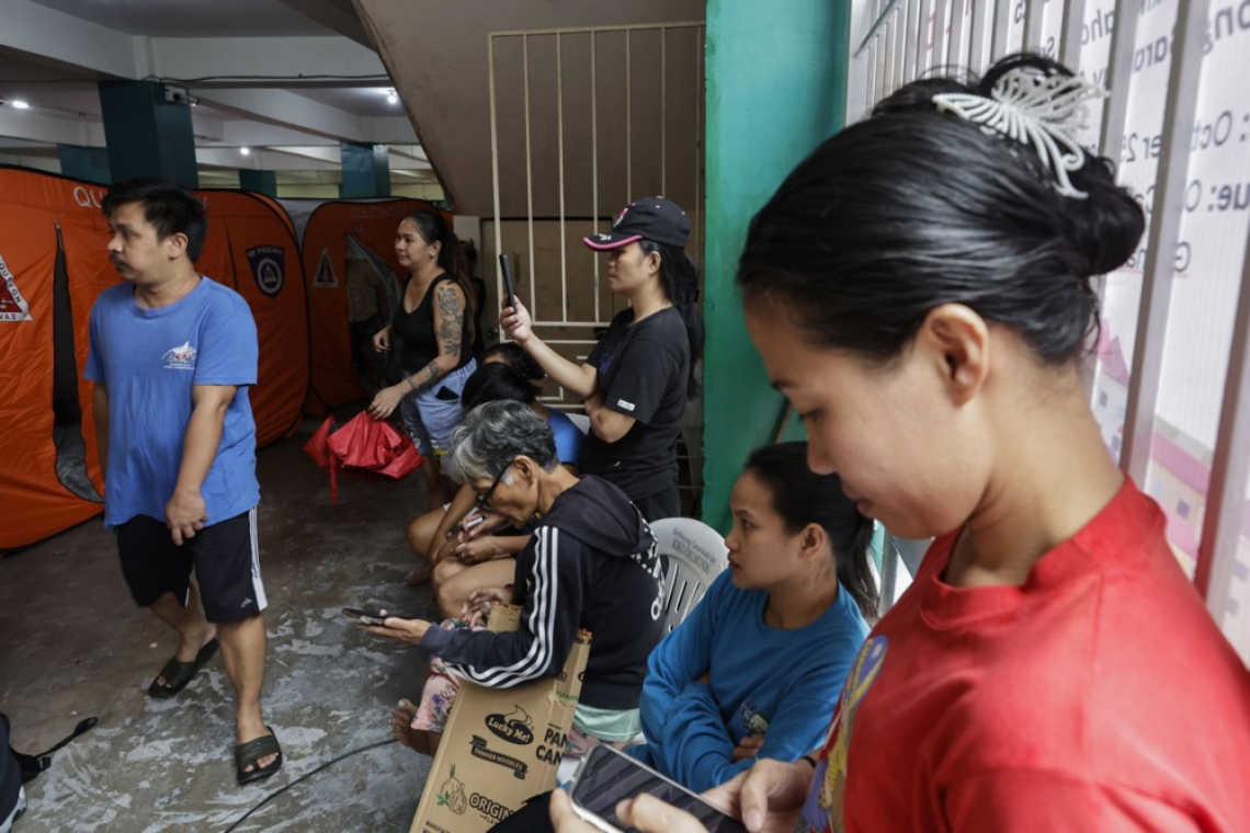 Supertajfun Fung-Wong dosegel Filipine, evakuiranih več kot 1,1 milijona ljudi