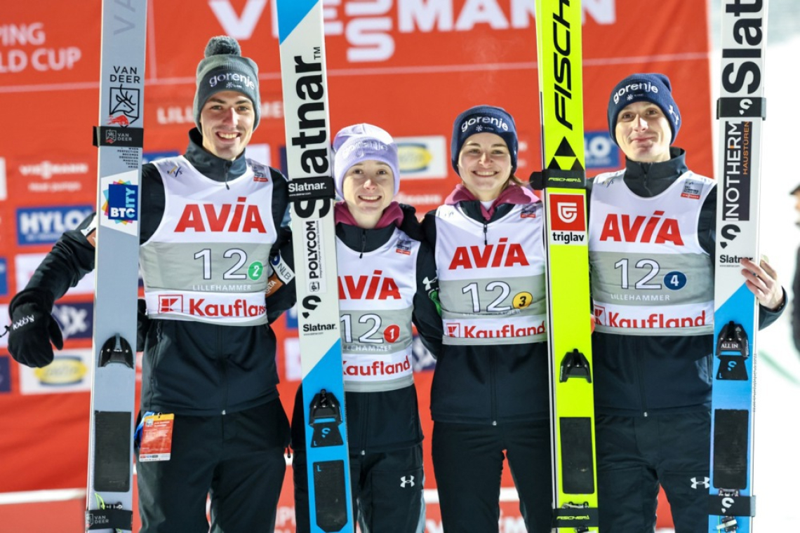 Skakalni kvartet drugi na uvodni tekmi sezone v Lillehammerju