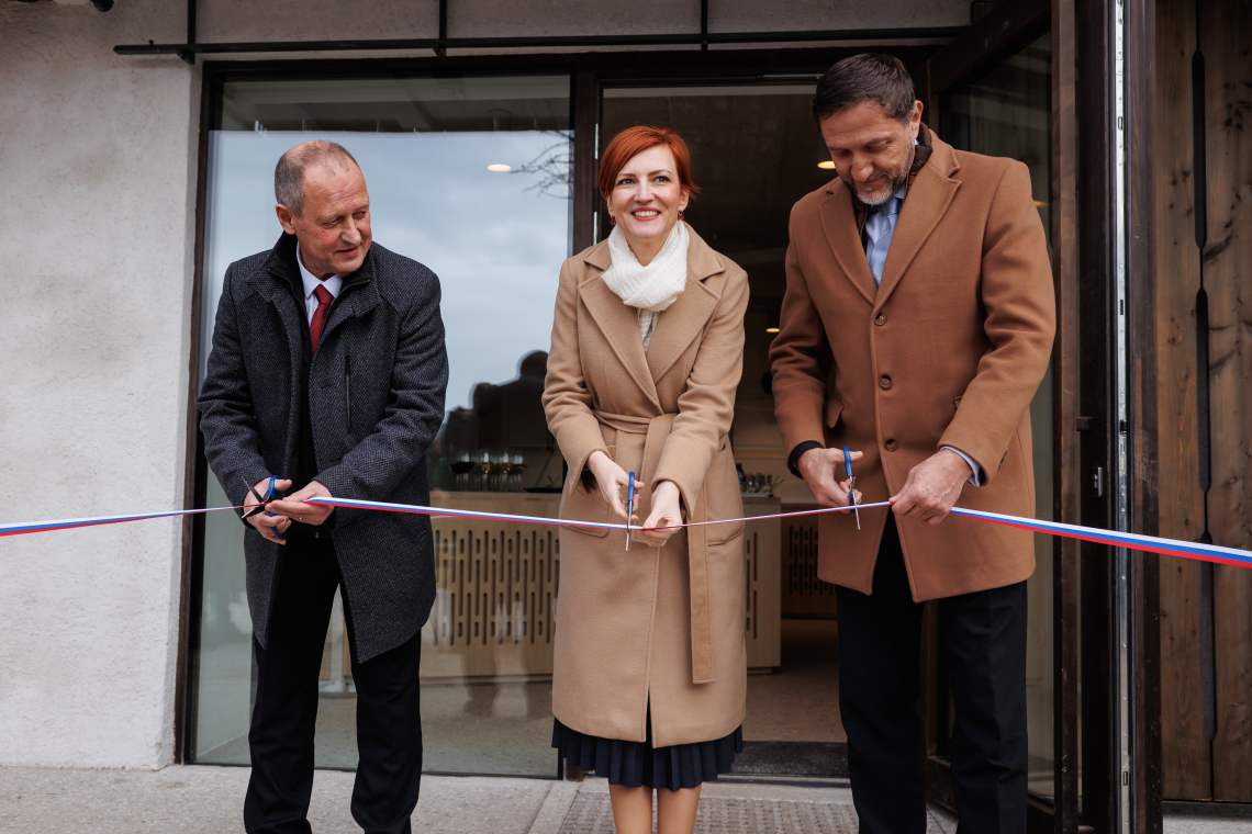 Prenovljena Prešernova domačija v Vrbi odpira interpretacijski center