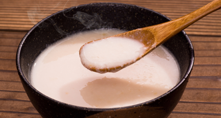 Amazake iz Kjota ohranja starodavno tradicijo fermentacije