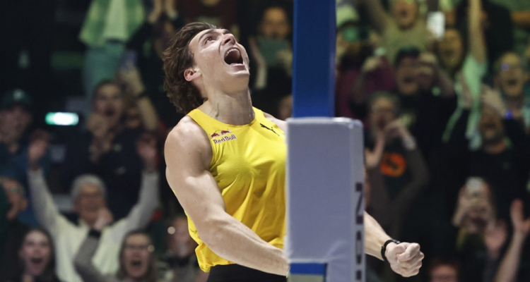 Šved Duplantis s 6,31 metra izboljšal svoj svetovni rekord  