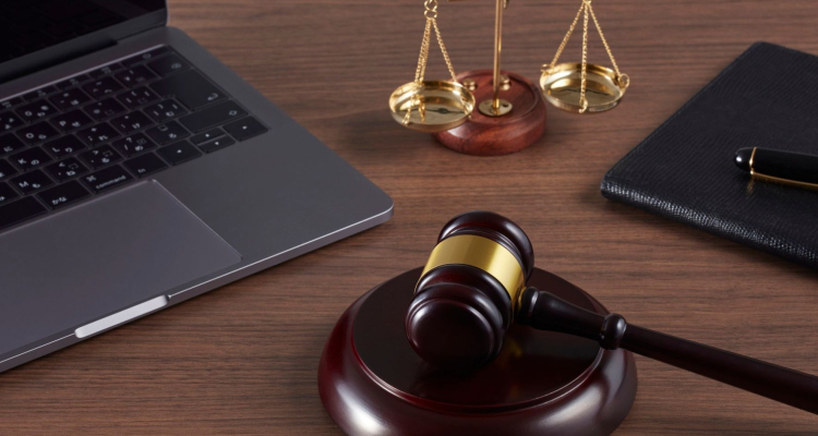 Sodišče potrdilo kršitev nasprotja interesov Andreja Širclja
