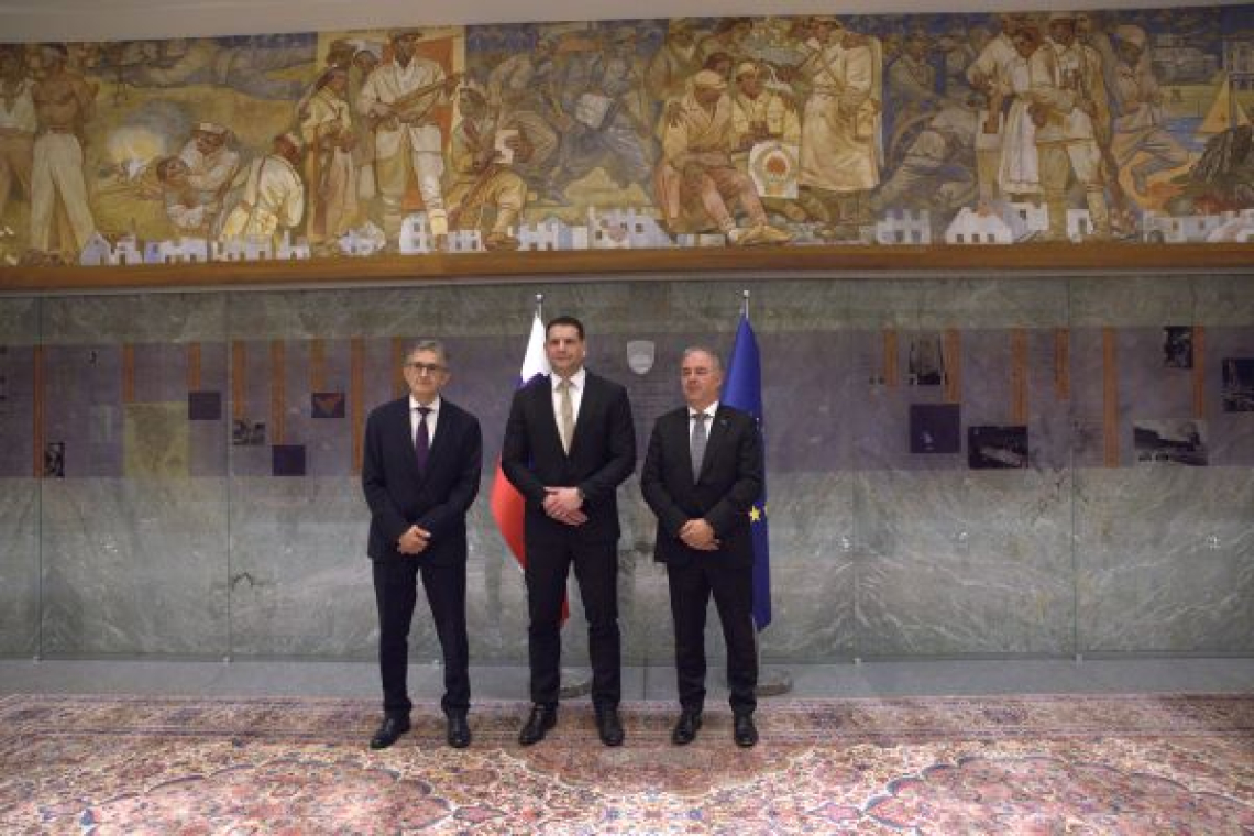 Krivec in Križan izvoljena za podpredsednika državnega zbora